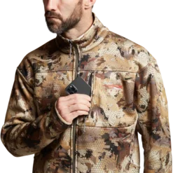'Sitka' Men's Traverse Jacket - Waterfowl : Waterfowl Marsh 12 'Sitka' Men's Traverse Jacket - Waterfowl : Waterfowl Marsh -Carhart Clothing Shop IMG SITKA WL 2022 600028 WL Traverse Jacket Optifade Waterfowl 592p Studio 03950 1024x1024@2x