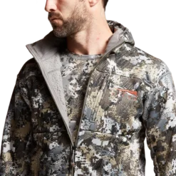 'Sitka' Men's Traverse Hoody - Whitetail : Elevated II -Carhart Clothing Shop IMG SITKA WT 2022 600026 EV Traverse Hoody Optifade Elevated II 592p Studio 00199 1024x1024@2x