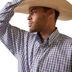 'Ariat' Men's Wrinkle Free Atlas Button Down - White -Carhart Clothing Shop S23 MNS WEST 10043804 detail01 1024x1024@2x