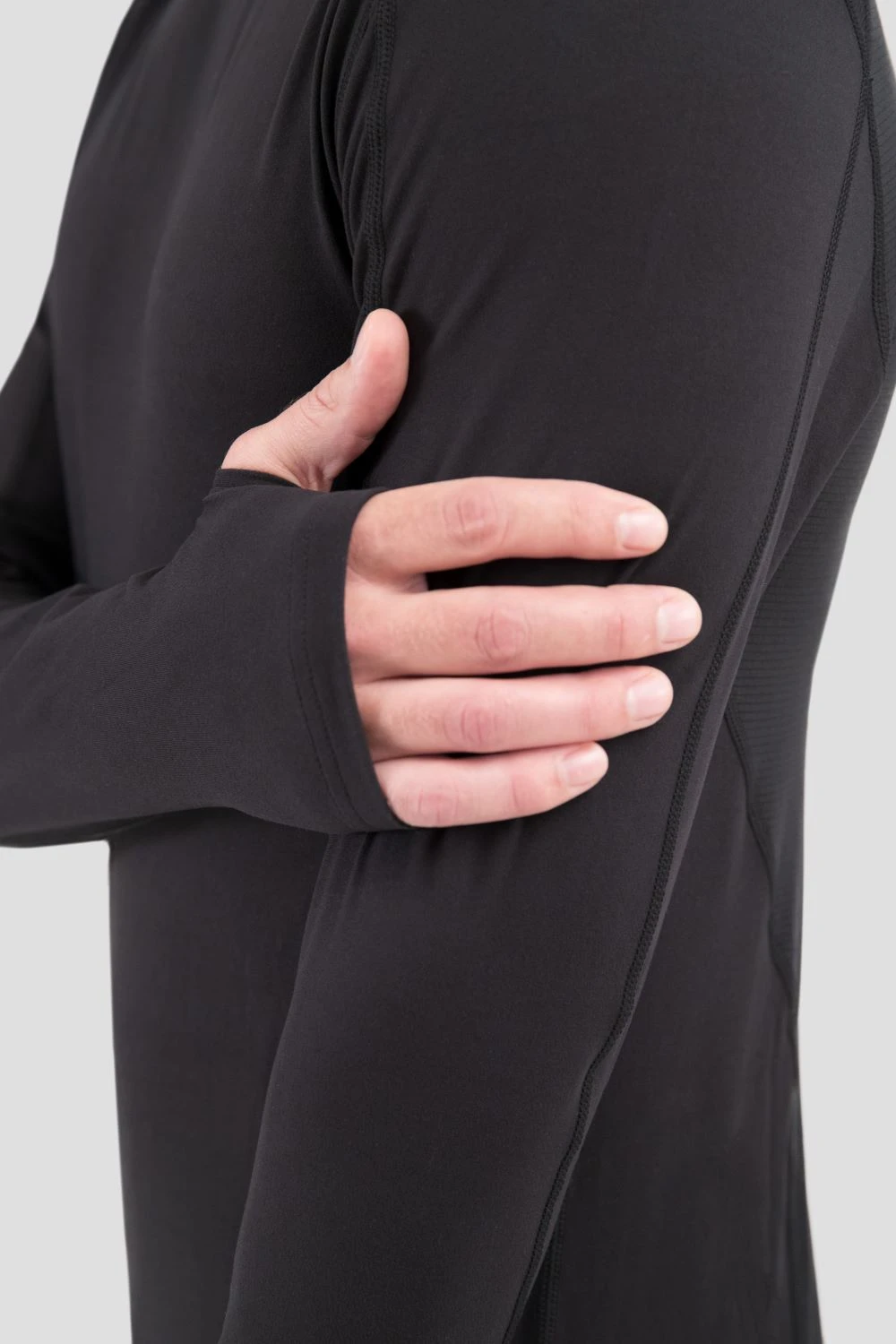 'Terramar' Men's 2.0 Thermolator® Performance Crew - Black 3 'Terramar' Men's 2.0 Thermolator® Performance Crew - Black - Image 3